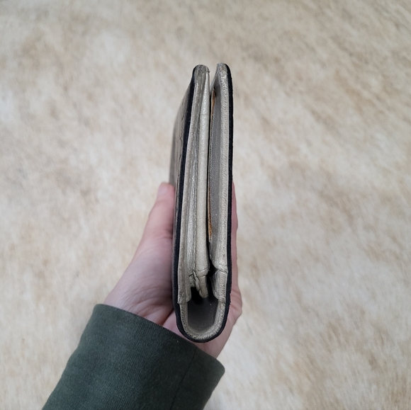 chanel black camellia lambskin leather wallet with box - Picture 12 of 16